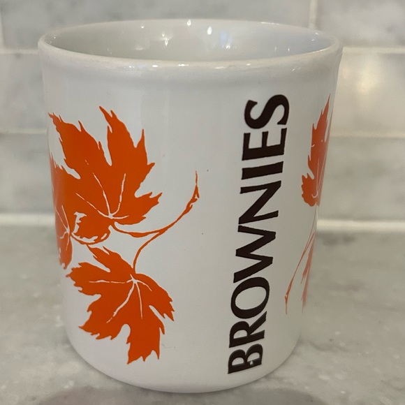 Girl guides / brownies vintage White and Orange Leaf Mug. EUC! - Picture 3 of 6